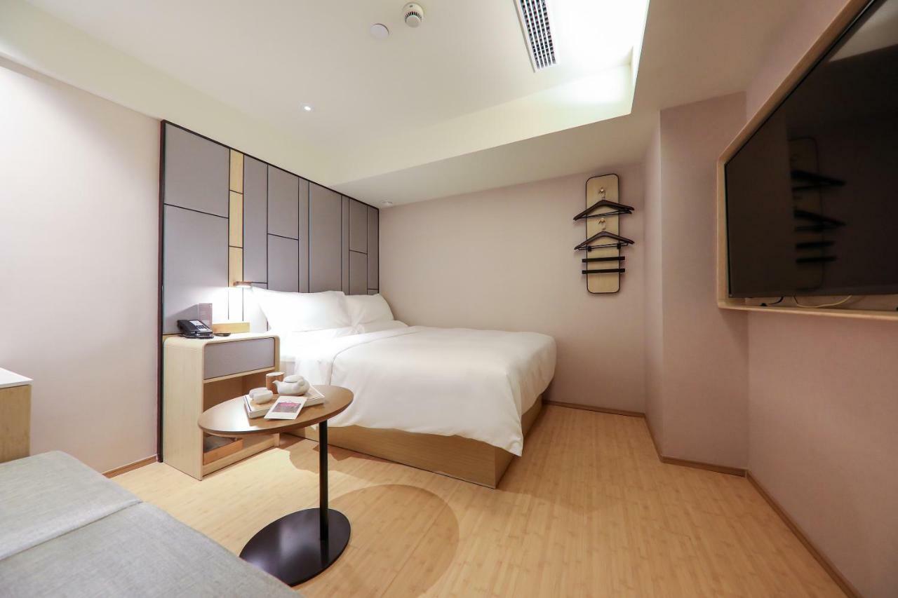 Ji Hotel Sanghaj Kültér fotó